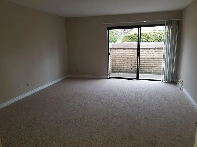 27615 Avenida Larga — Photo 13