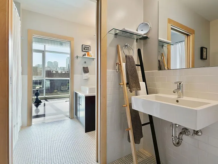 345 6th Ave N #303 — Photo 13