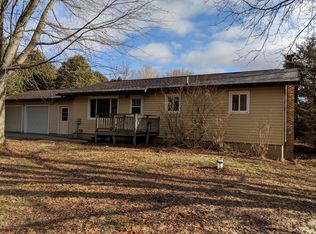 11417 Watson Rd, Bath, MI 48808