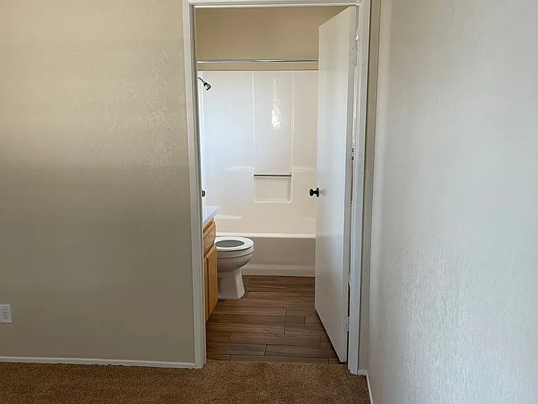 16180 Muni Rd. — Photo 15
