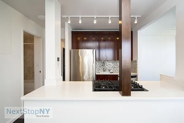 Rented by NextStopNY | media 4