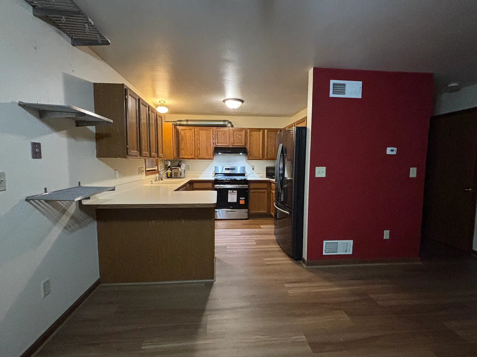 Zachary Court, Pewaukee — Photo 4