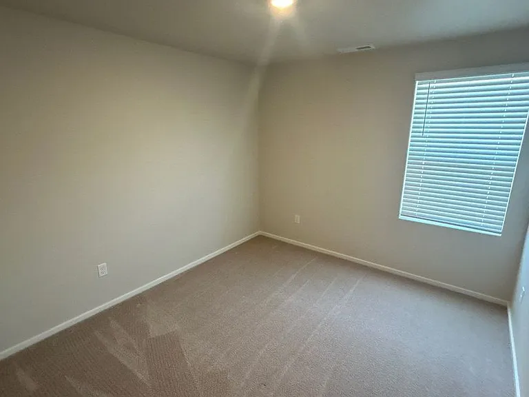 4809 Thyme Ave NE — Photo 22