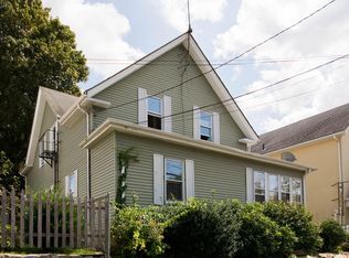 5 School St, Johnston, RI 02919