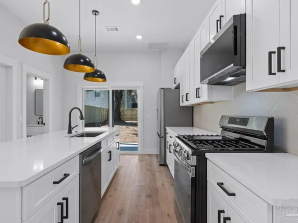 1003 N D St, Pensacola, FL 32501