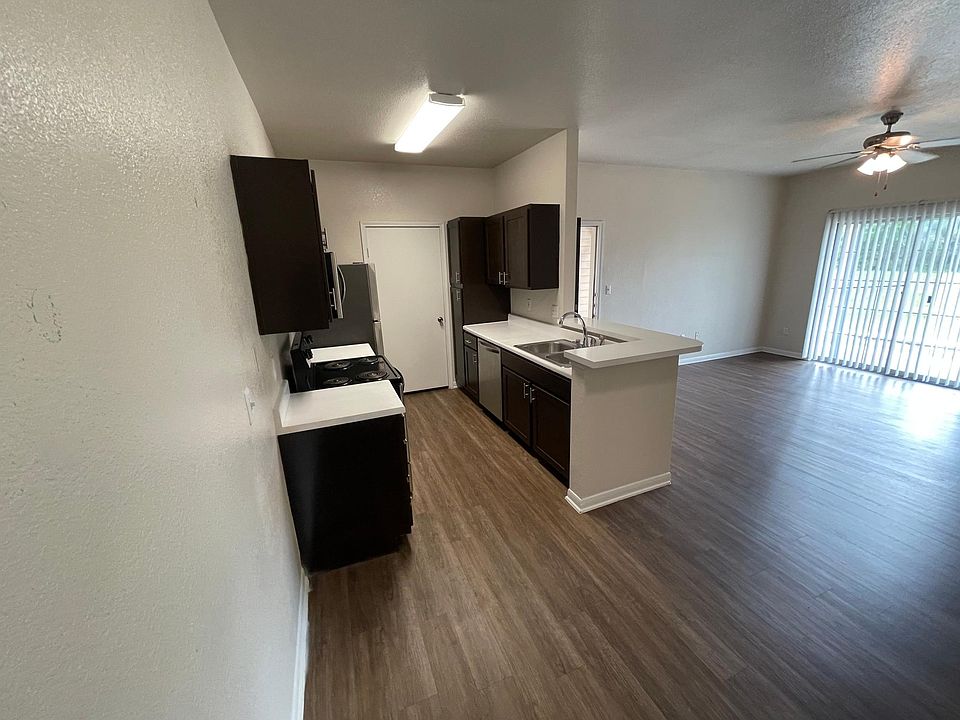 1st image of 1902 Aquarena Springs Dr