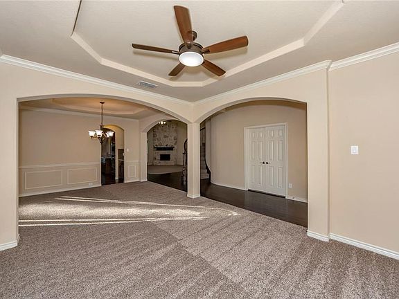 4th image of 1914 Empire Cir