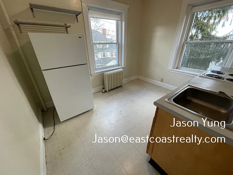 13 Gardner St #12 — Photo 7