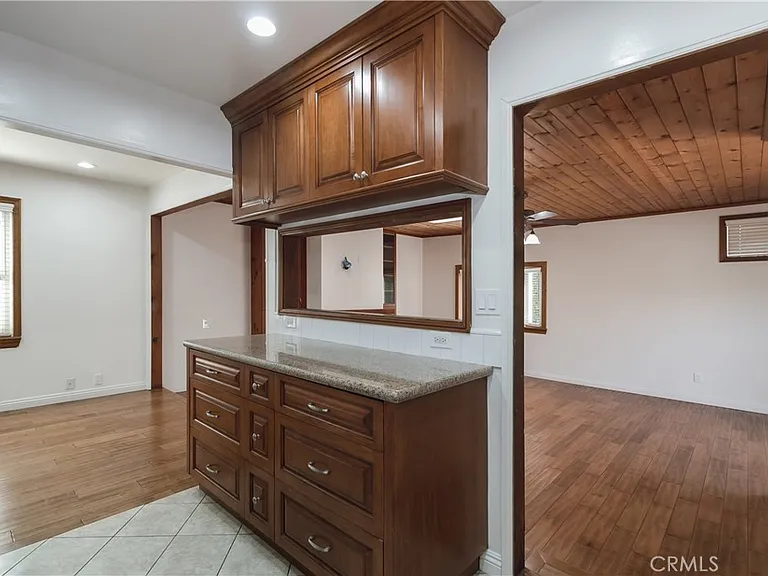 6313 Bluebell Ave — Photo 8