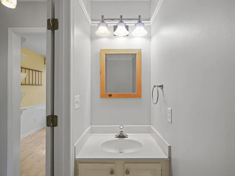 713 Cross Timbers Dr — Photo 26