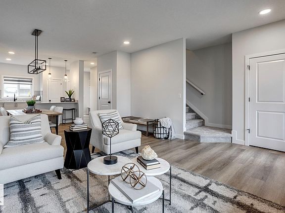 4th image of 87 Sereno Ln