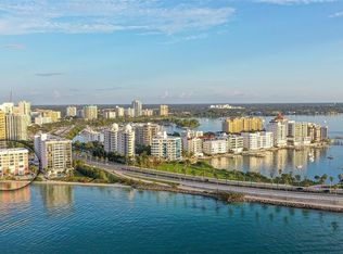 37 Sunset Dr APT 12, Sarasota, FL 34236