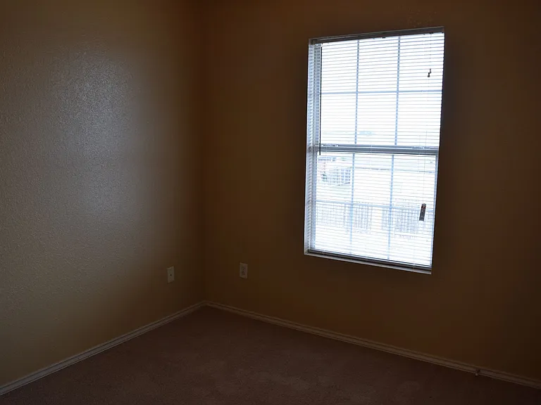 4506 Deek Dr — Photo 12