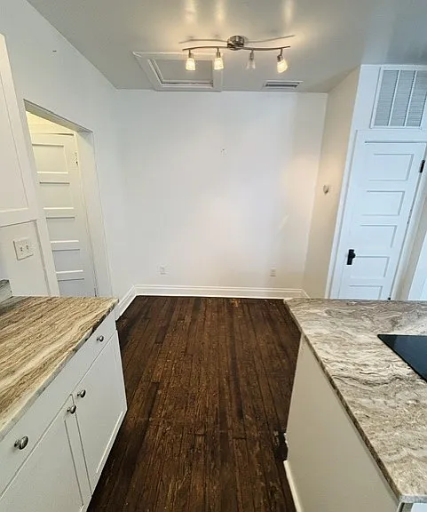 217 W 12th St #217 — Photo 15