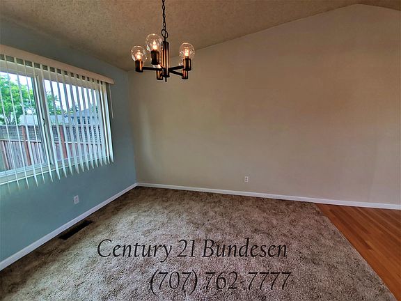 3rd image of 1524 Trellis Ln