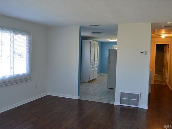 4th image of 334 Galewood Dr