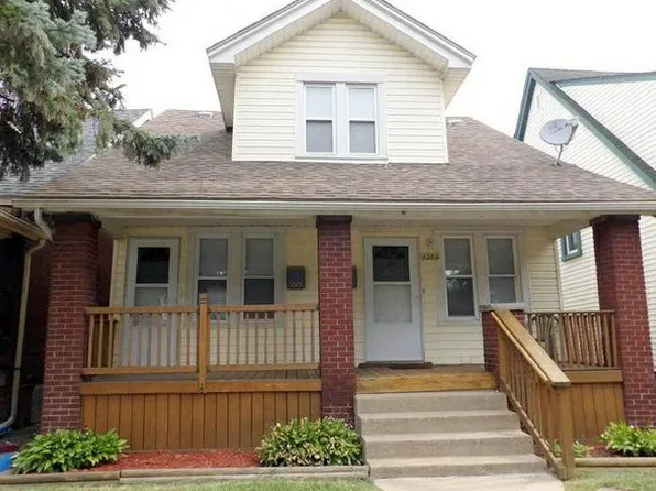 1386 Euclid St, Lincoln Park, MI 48146