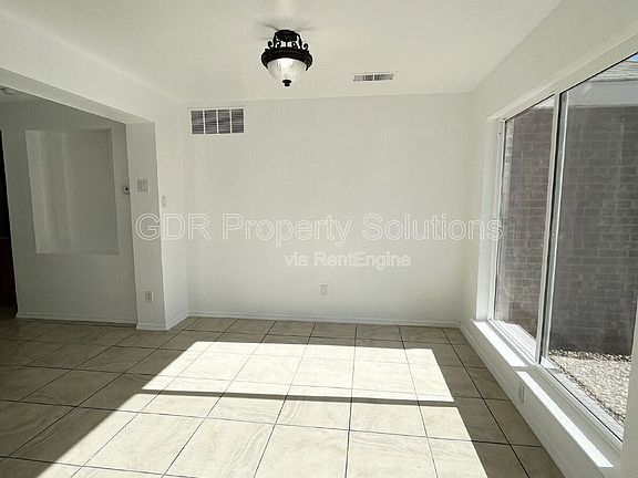 4th image of 8123 Waterbury Pl NW