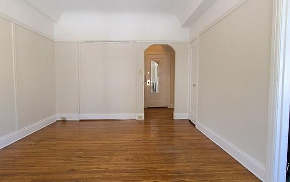 3rd image of 115 Gough St #1