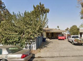 1216 W Owens Ave, Tulare, CA 93274