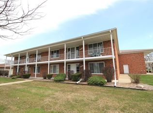 31912 Harper Ave, Saint Clair Shores, MI 48082