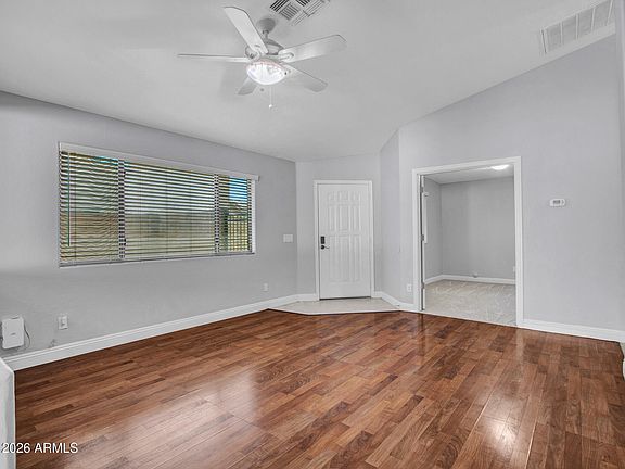 4th image of 2238 E Heston Drive