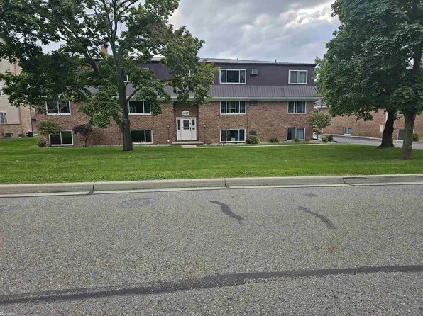 1617 S Riverside Ave #11, Saint Clair, MI 48079