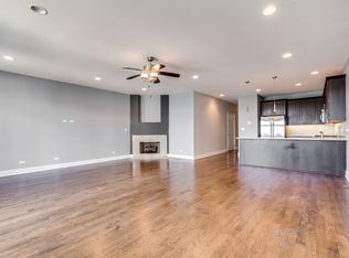 1519 W Irving Park Rd APT 4, Chicago, IL 60613