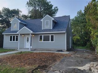 89 New Ave, Wyandanch, NY 11798