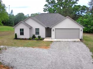 200 Westwood Cv, Henderson, TN 38340