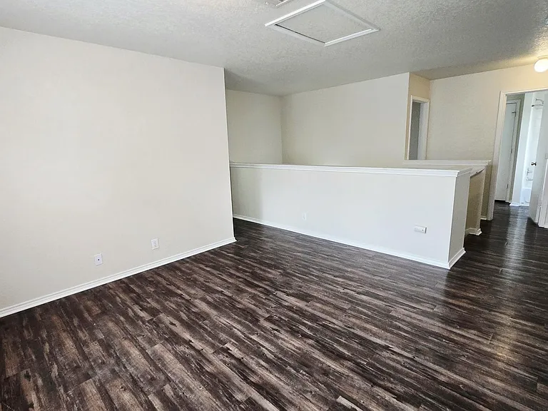 8015 Thicket Pass — Photo 12