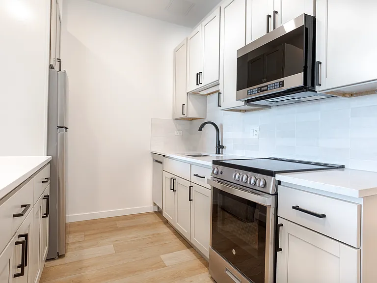 The Nest at Lincoln Park West — Photo 60