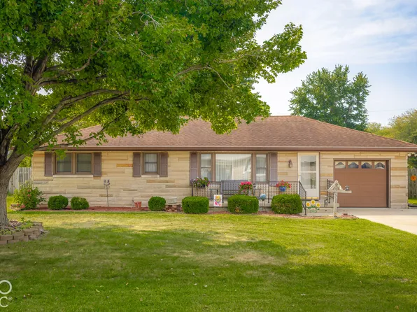 1281 Pearl St, Taylorsville, IN 47280