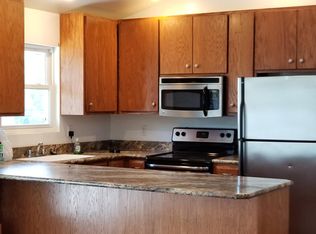 120 Twin Oaks Dr APT 11, Joliet, IL 60431
