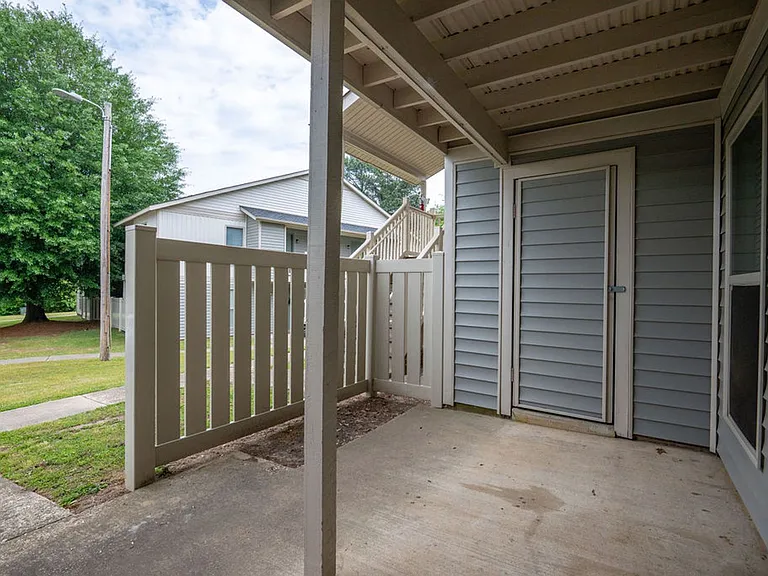 Windtree Apartment Homes — Photo 63