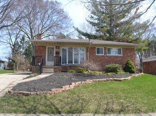856 Duke, Milford, MI 48381