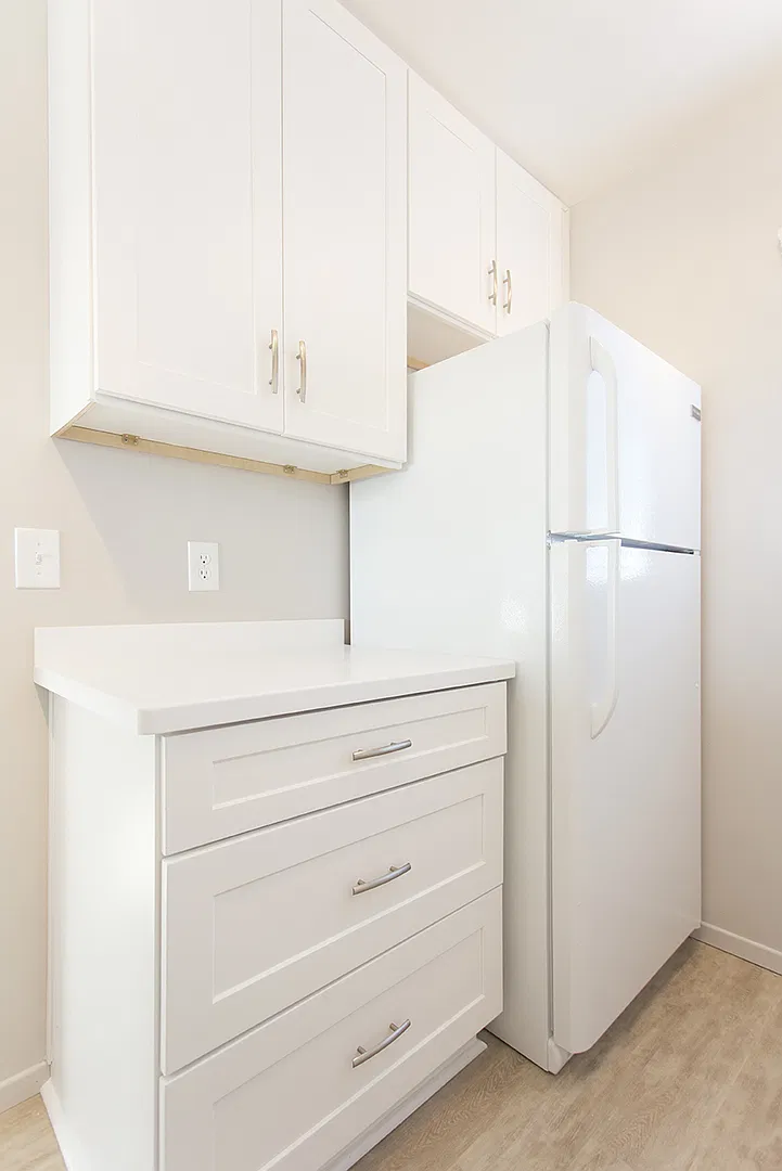 Emerald Manor Apartments — Photo 4