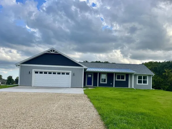 2181 Wallace Lake ROAD, West Bend, WI 53090