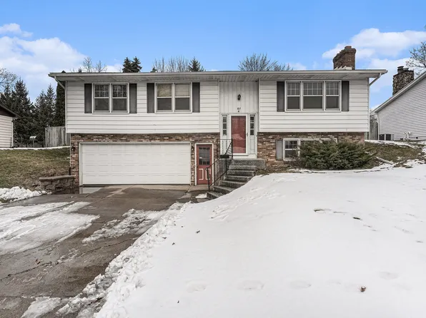1817 Lake Michigan Dr NW, Grand Rapids, MI 49504