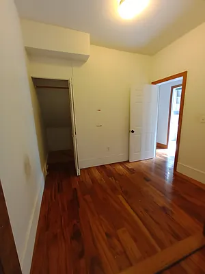 Rented by City Vista Inc | media 11