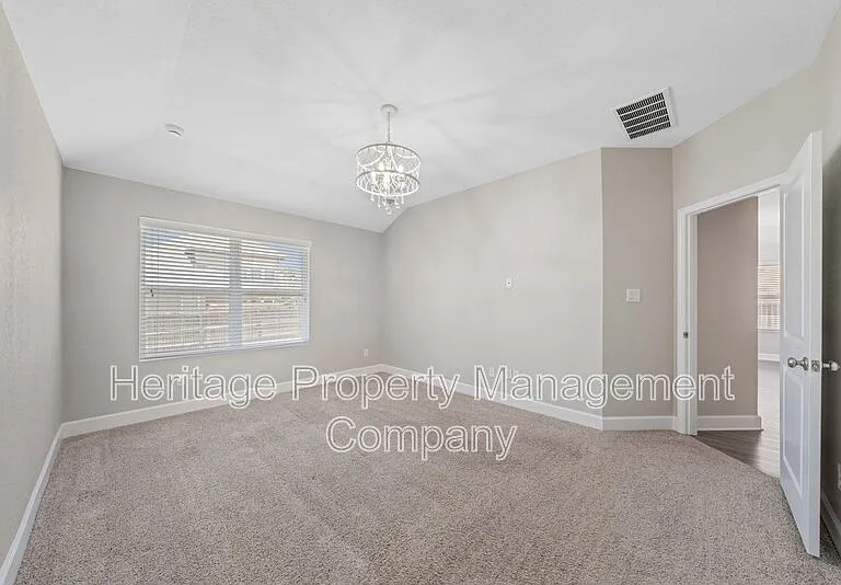 6083 Akin Cir — Photo 18