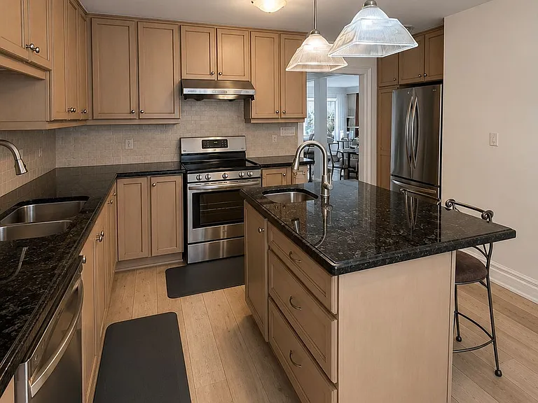 45 Foxwarren Dr #ROOM — Photo 6