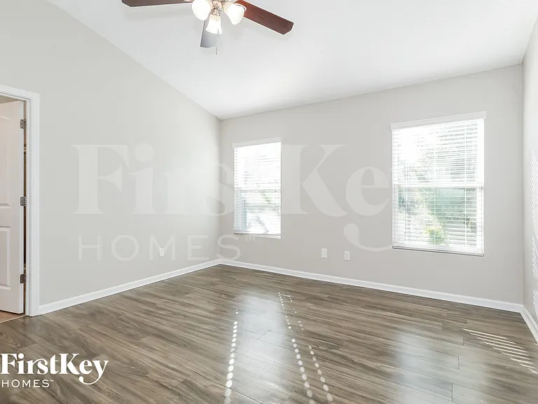4264 Great Falls Loop — Photo 7