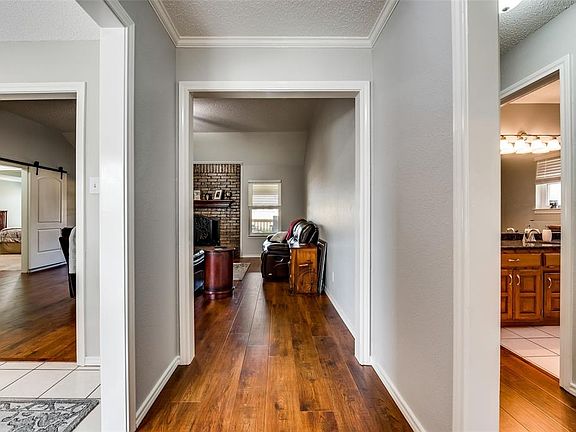 4th image of 1204 Beechwood Ln
