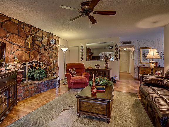 4th image of 935 Dalton Dr