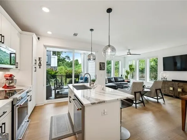 403 Pratt Dr SE #1009, Atlanta, GA 30315