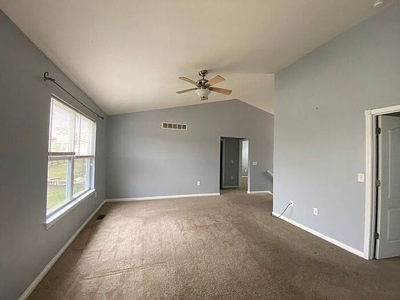5th image of 1555 Singh St