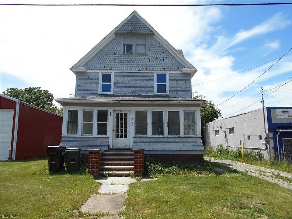 1st image of 3904 Elyria Ave