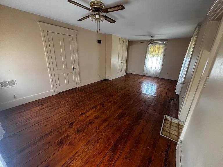 5 Maple St #2 — Photo 5