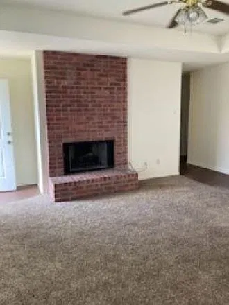 3 bed, 1392 sqft, $1,595 — Photo 2